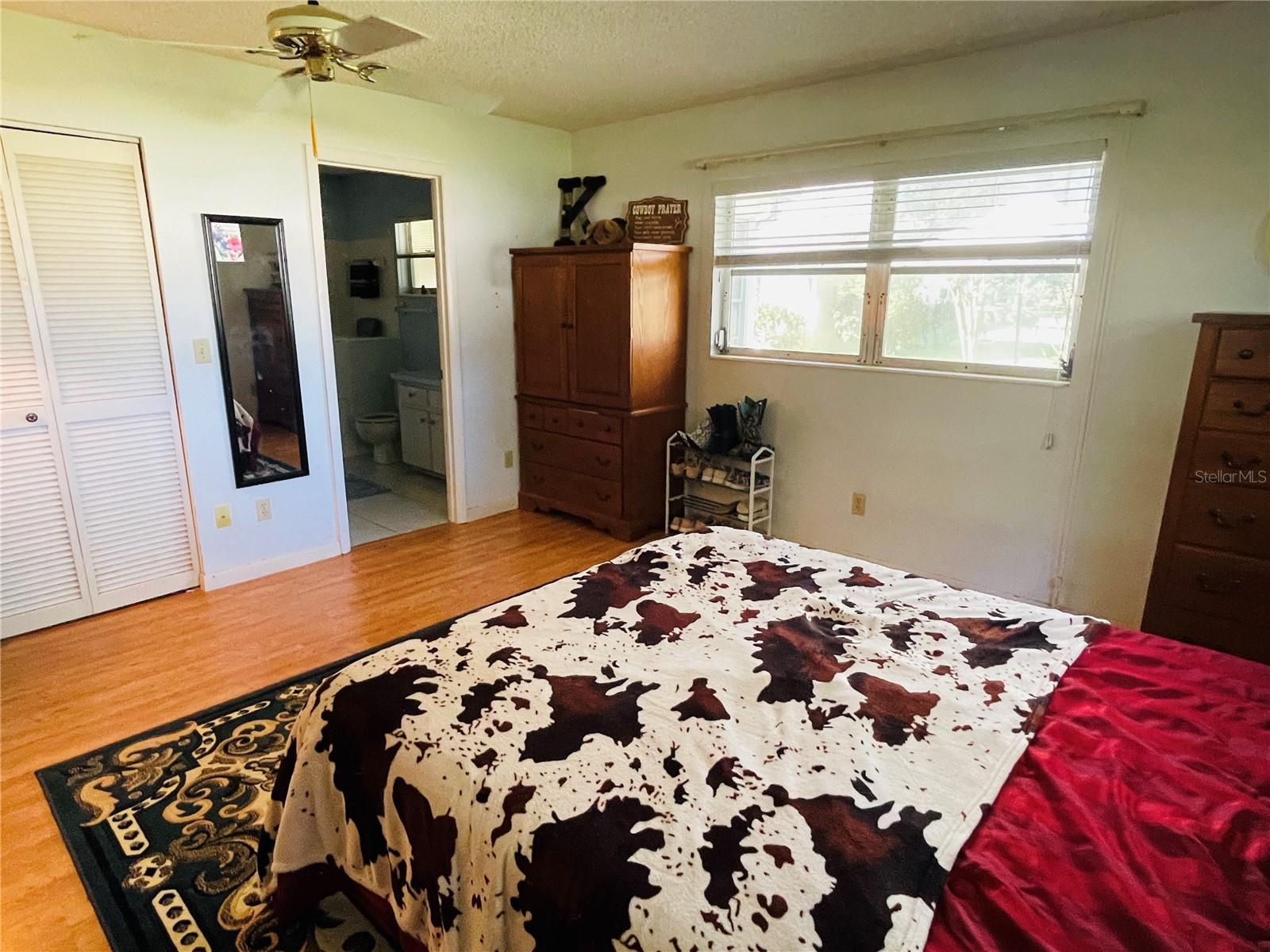 CIRCLE SQUARE WOODS - Residential