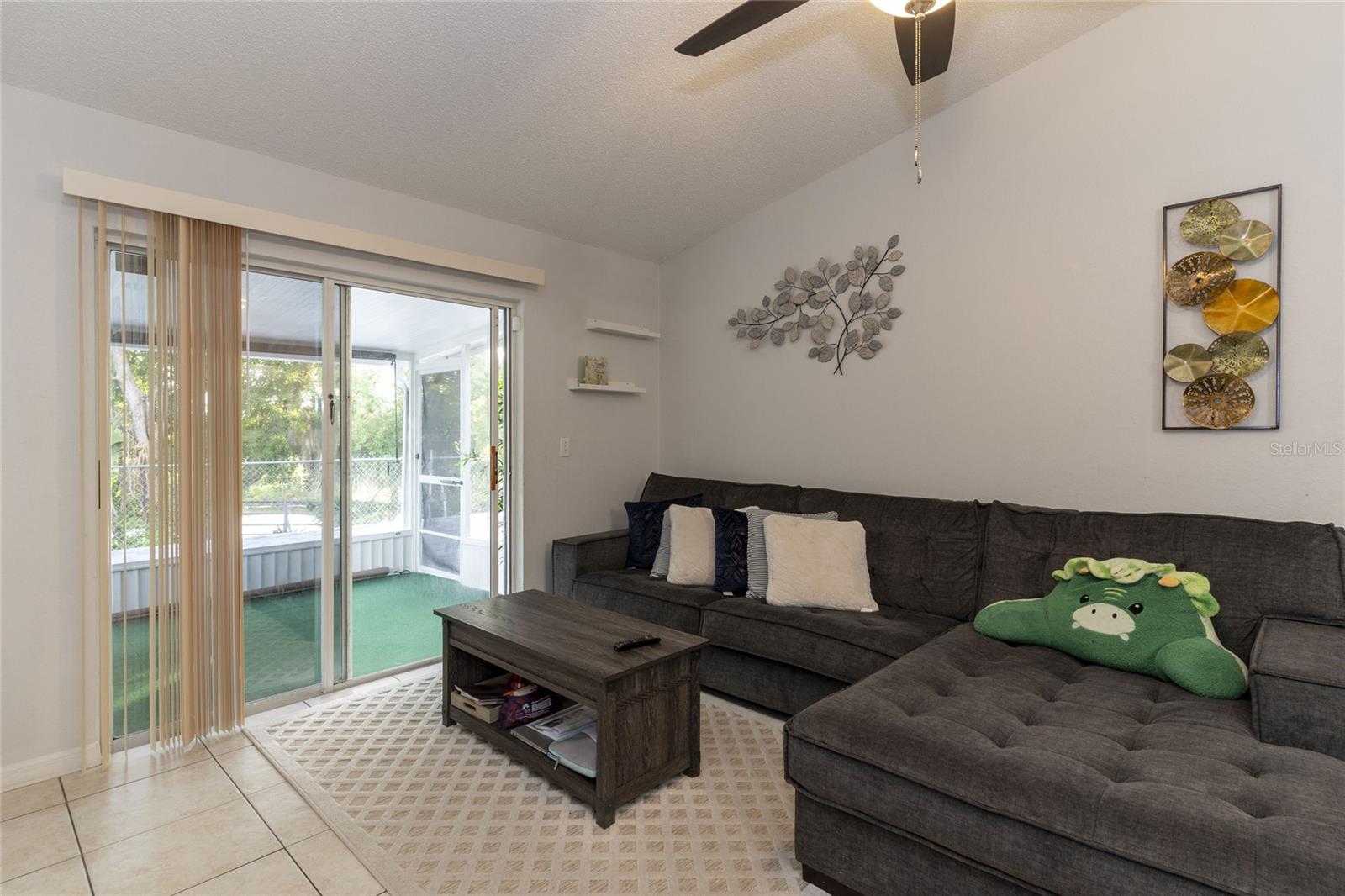 QUEENS COVE PH 03B - Residential