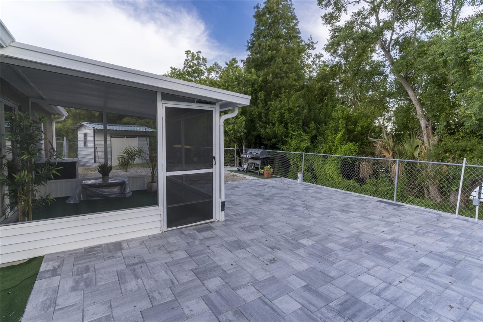 QUEENS COVE PH 03B - Residential