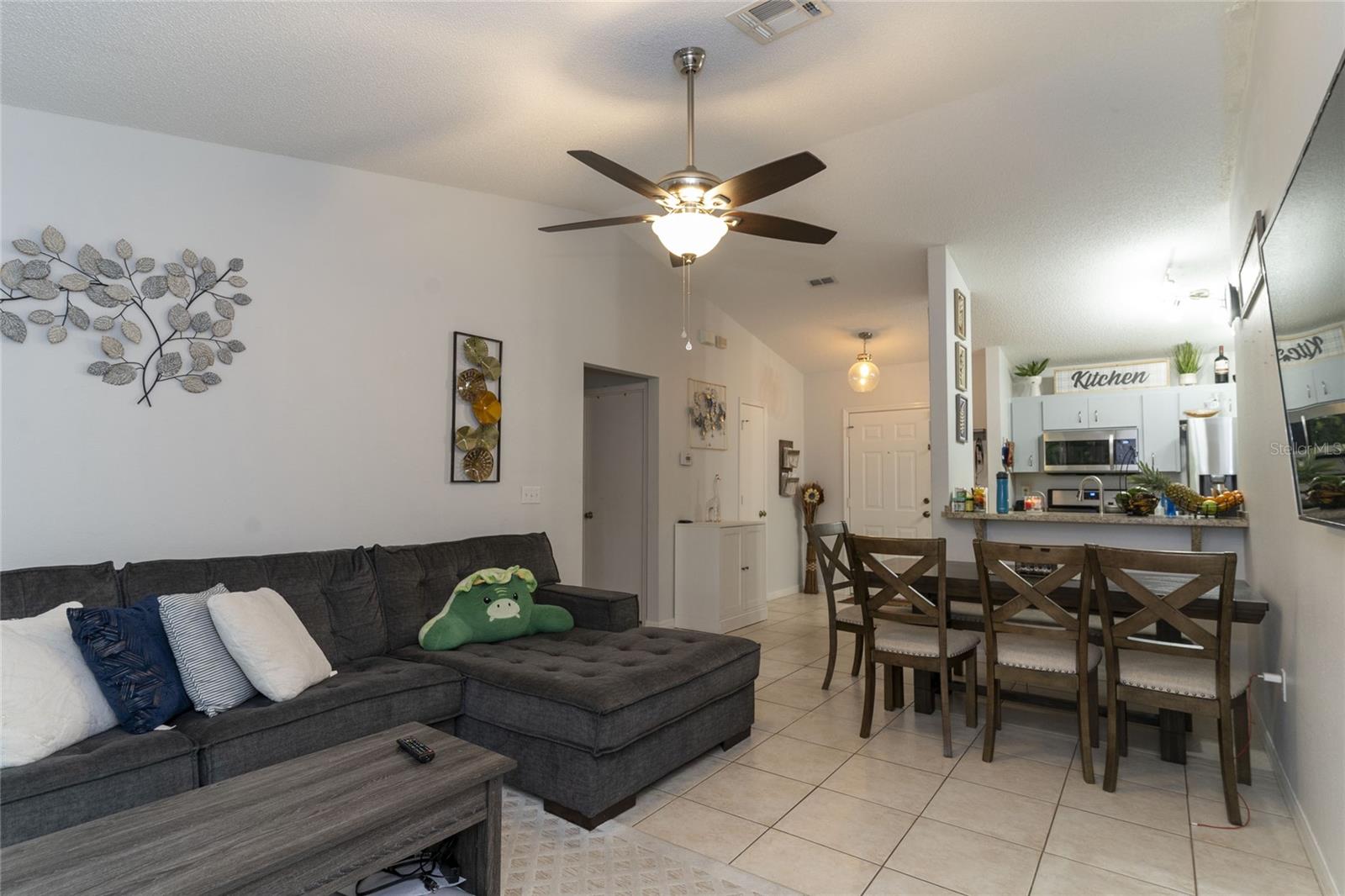 QUEENS COVE PH 03B - Residential