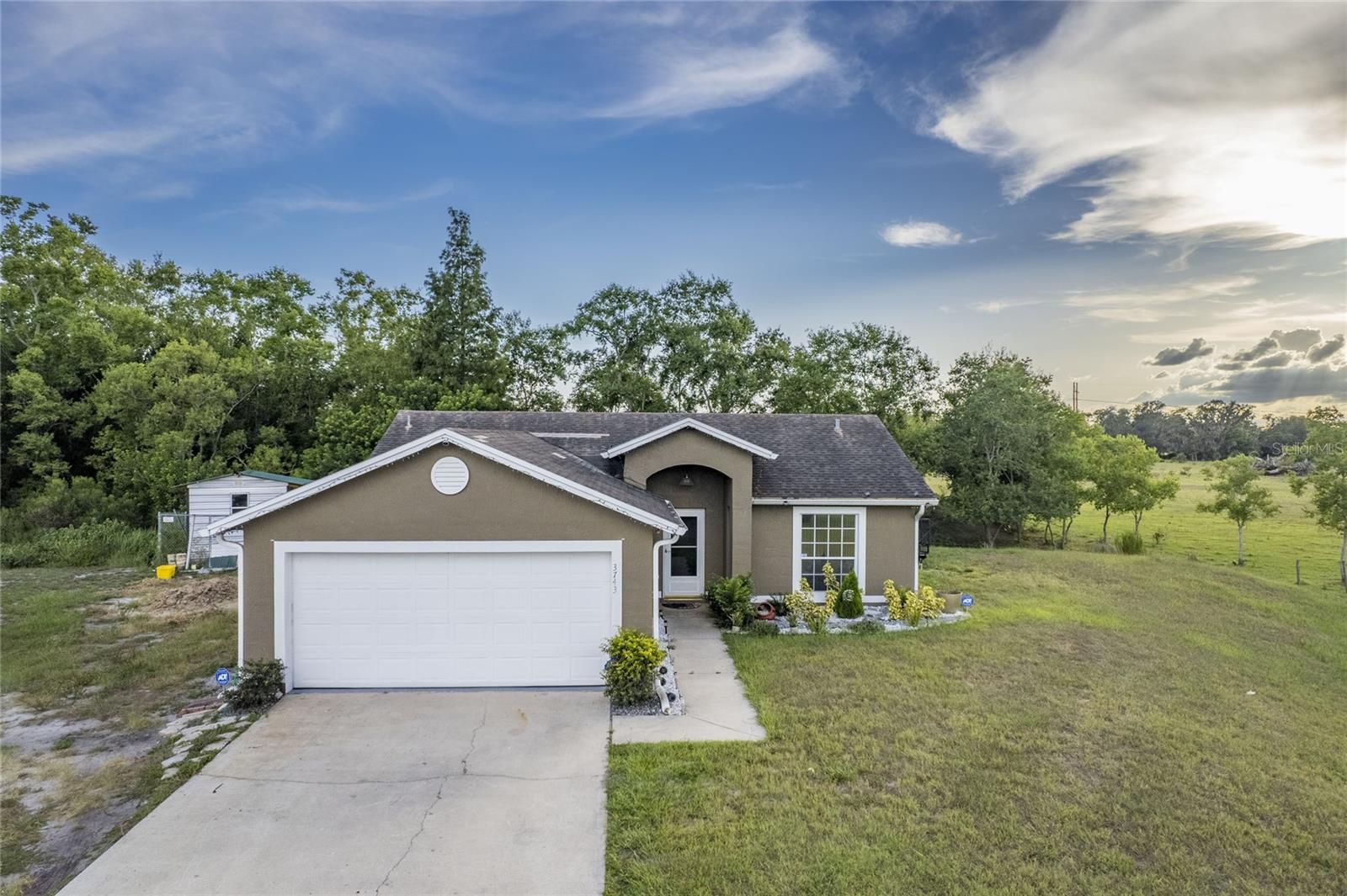 QUEENS COVE PH 03B - Residential