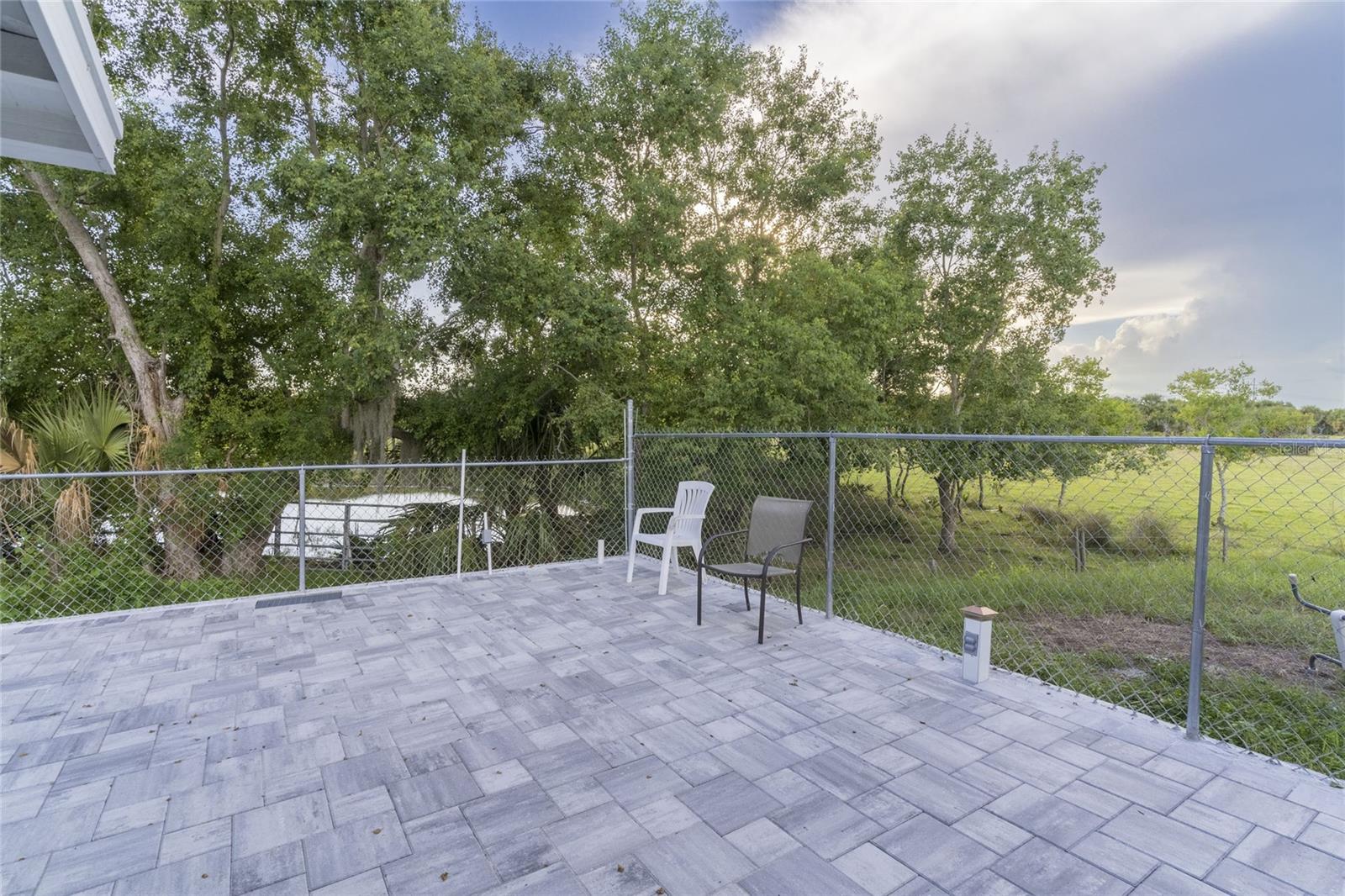 QUEENS COVE PH 03B - Residential