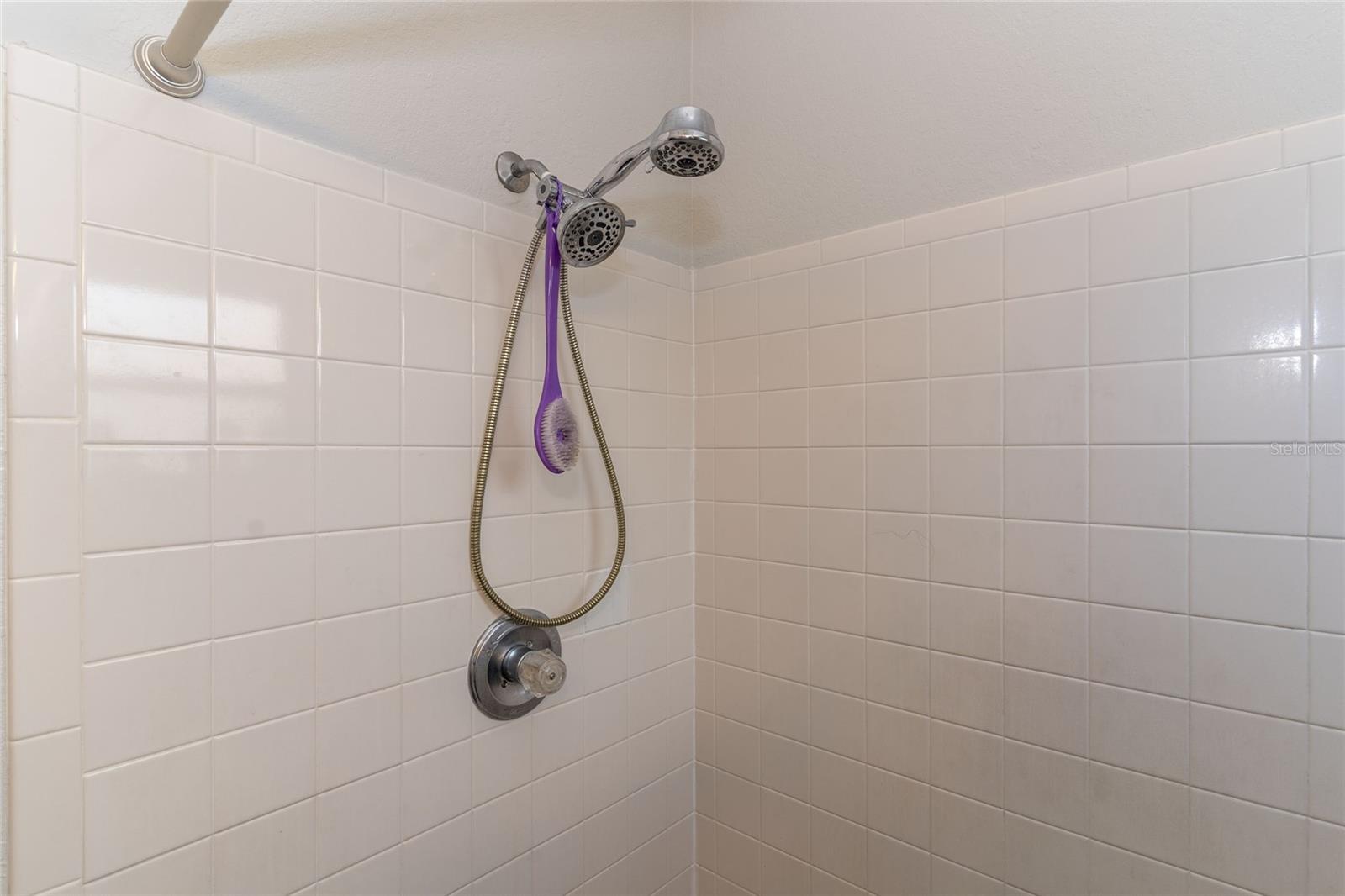 QUEENS COVE PH 03B - Residential