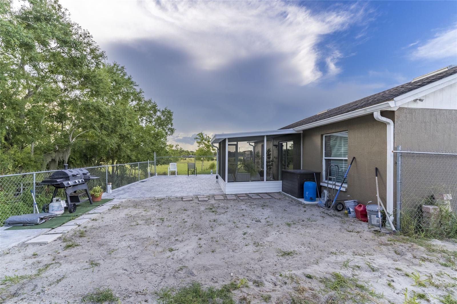 QUEENS COVE PH 03B - Residential