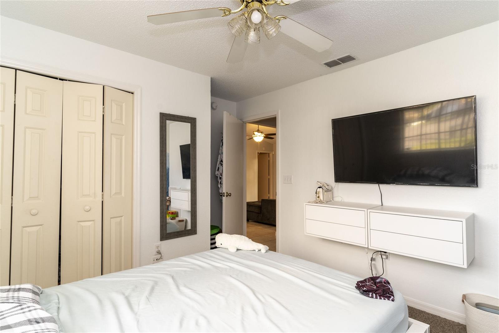 QUEENS COVE PH 03B - Residential