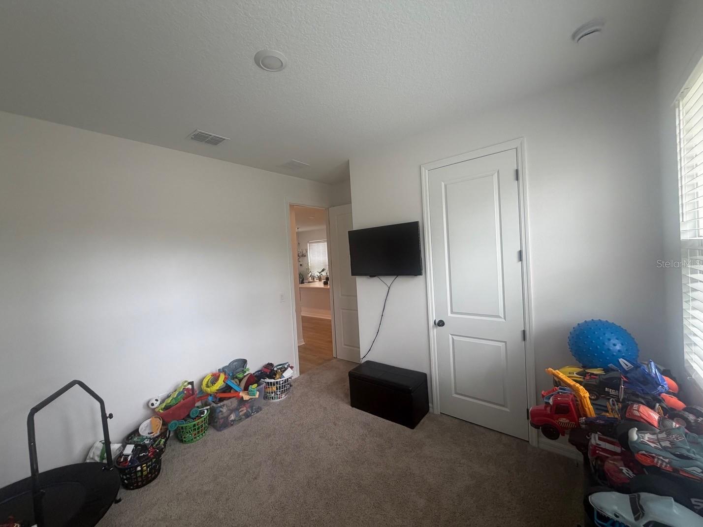 2473 ZUNI ROAD
