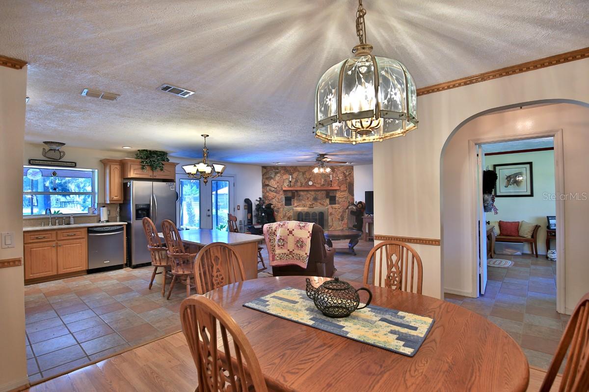 ACREAGE NON SUBDIVISION - Residential