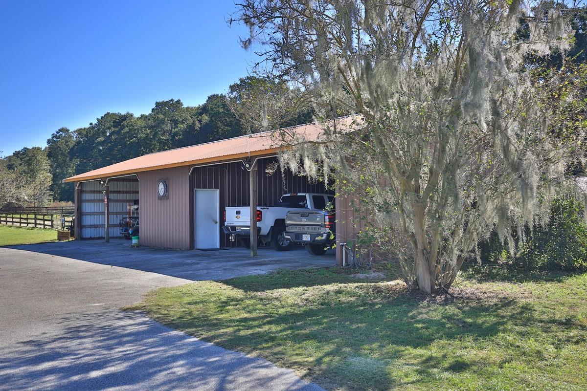 ACREAGE NON SUBDIVISION - Residential