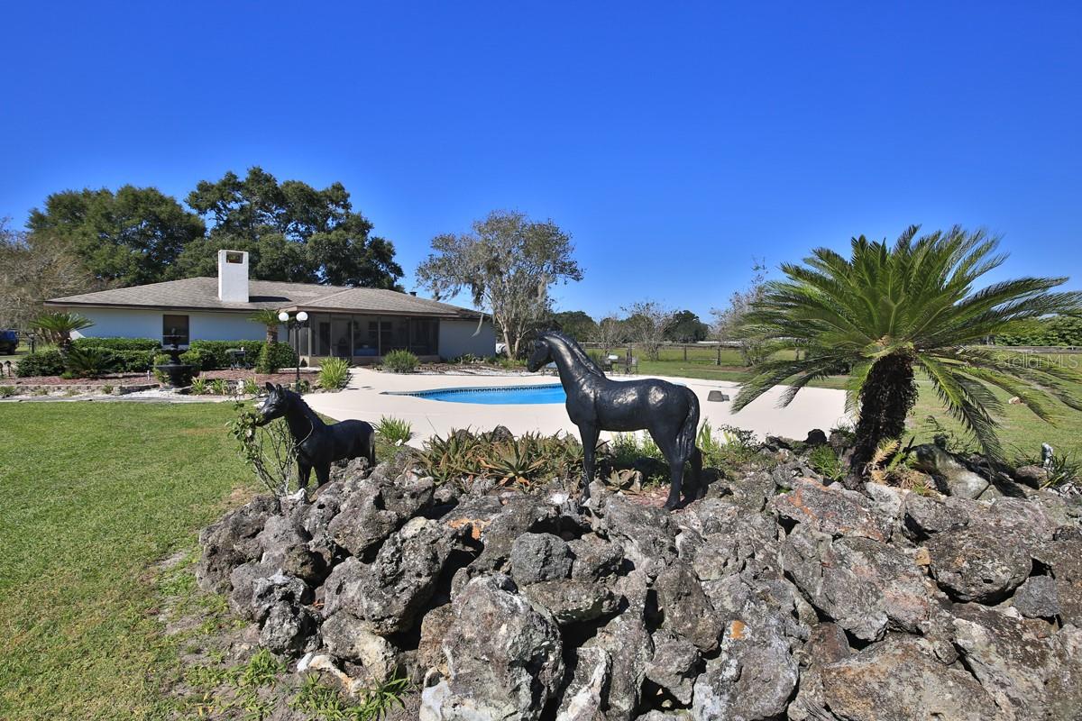 ACREAGE NON SUBDIVISION - Residential