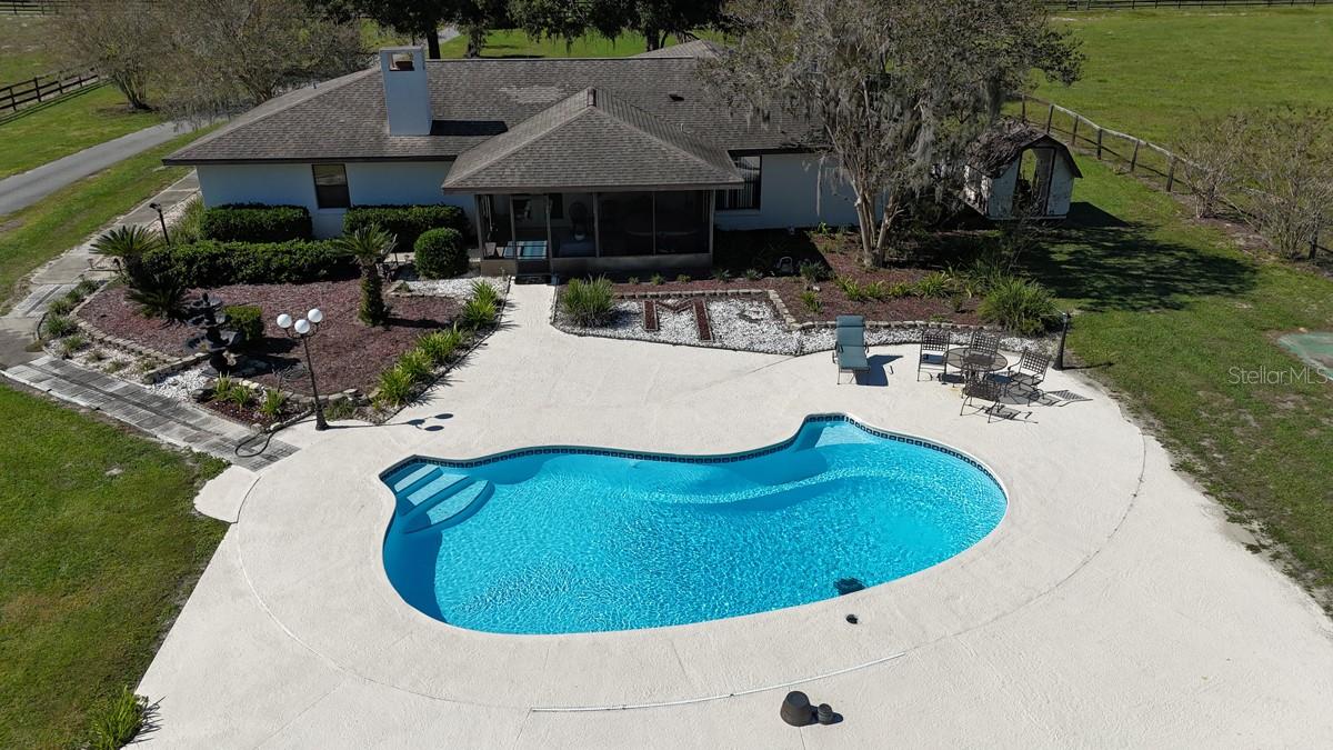 ACREAGE NON SUBDIVISION - Residential