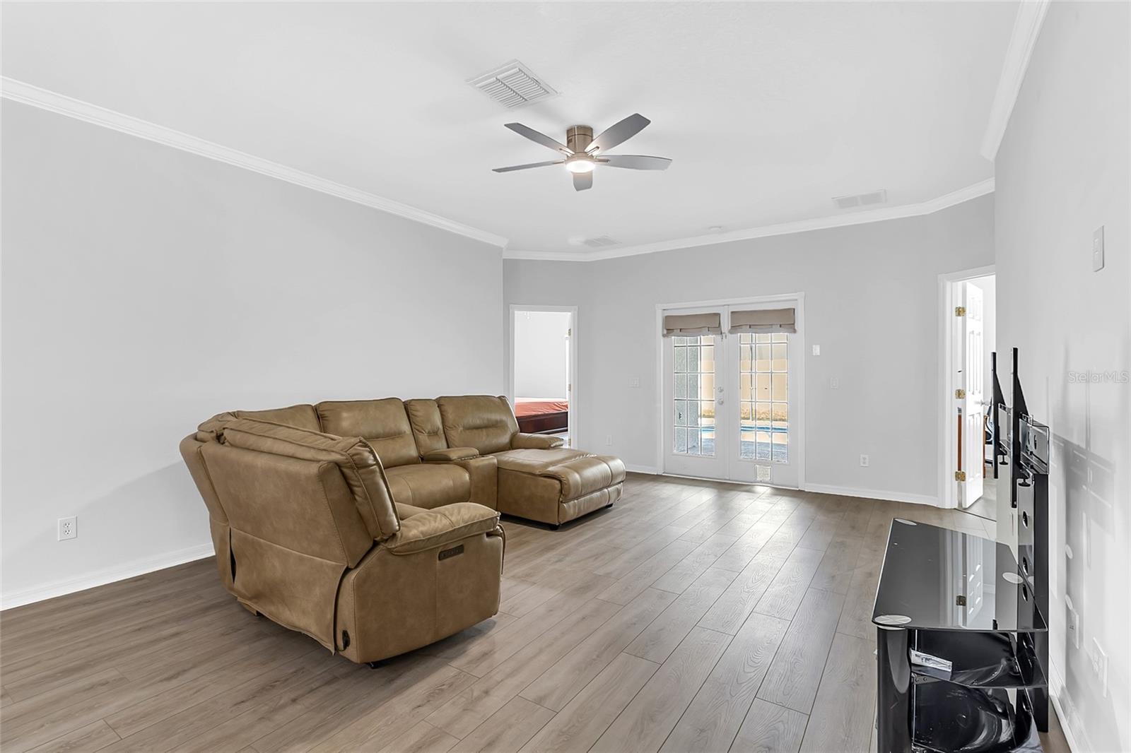 MAGIC LANDINGS PH 2 - Residential