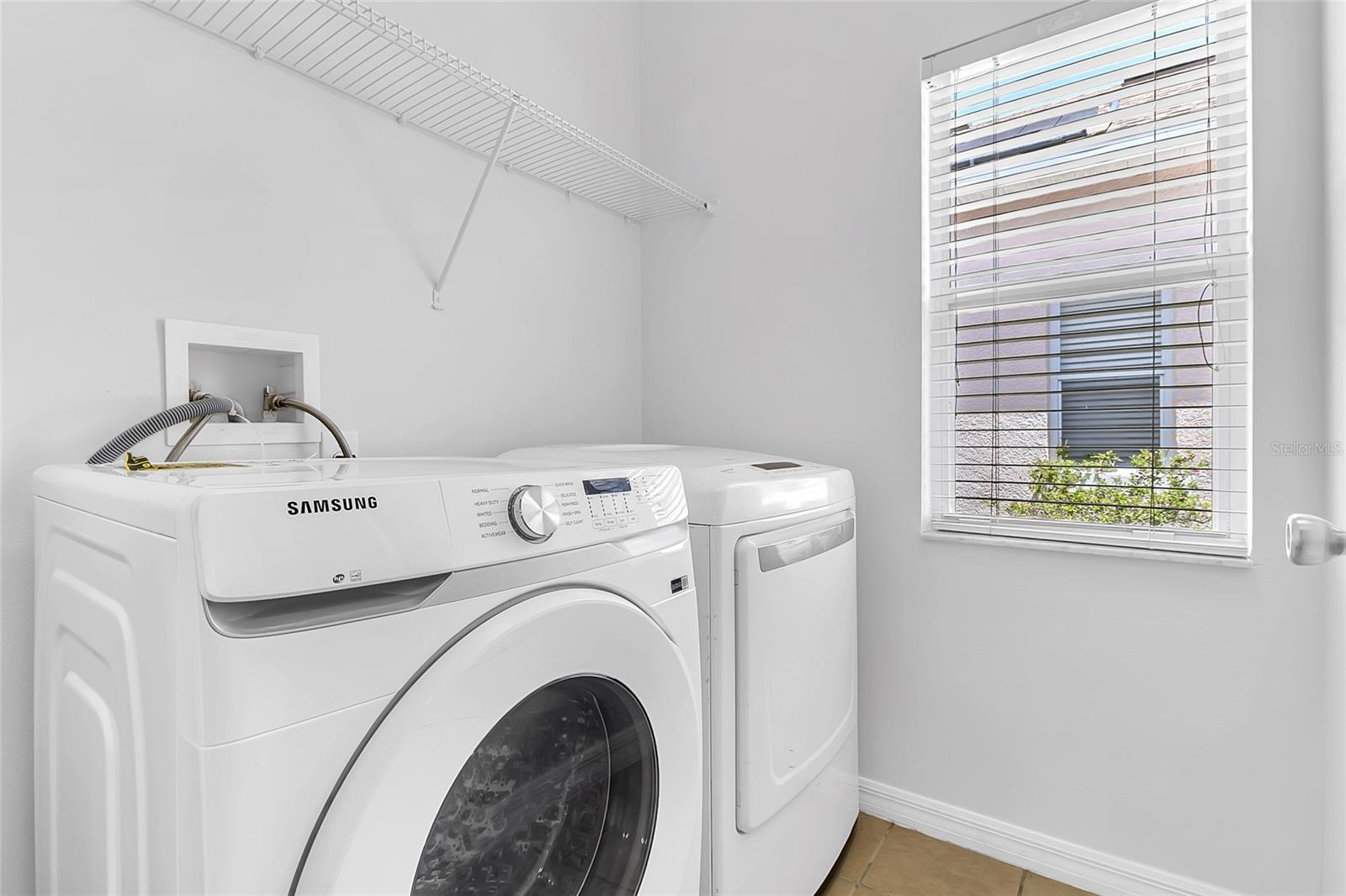 MAGIC LANDINGS PH 2 - Residential