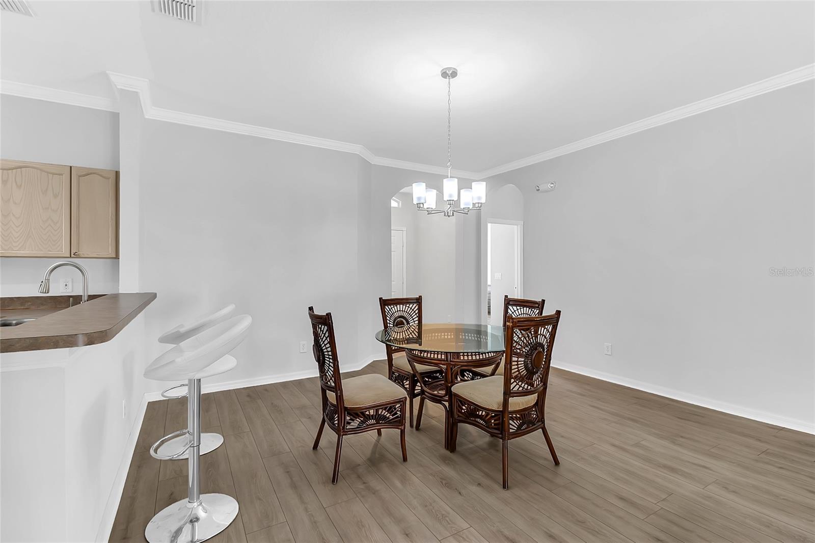 MAGIC LANDINGS PH 2 - Residential