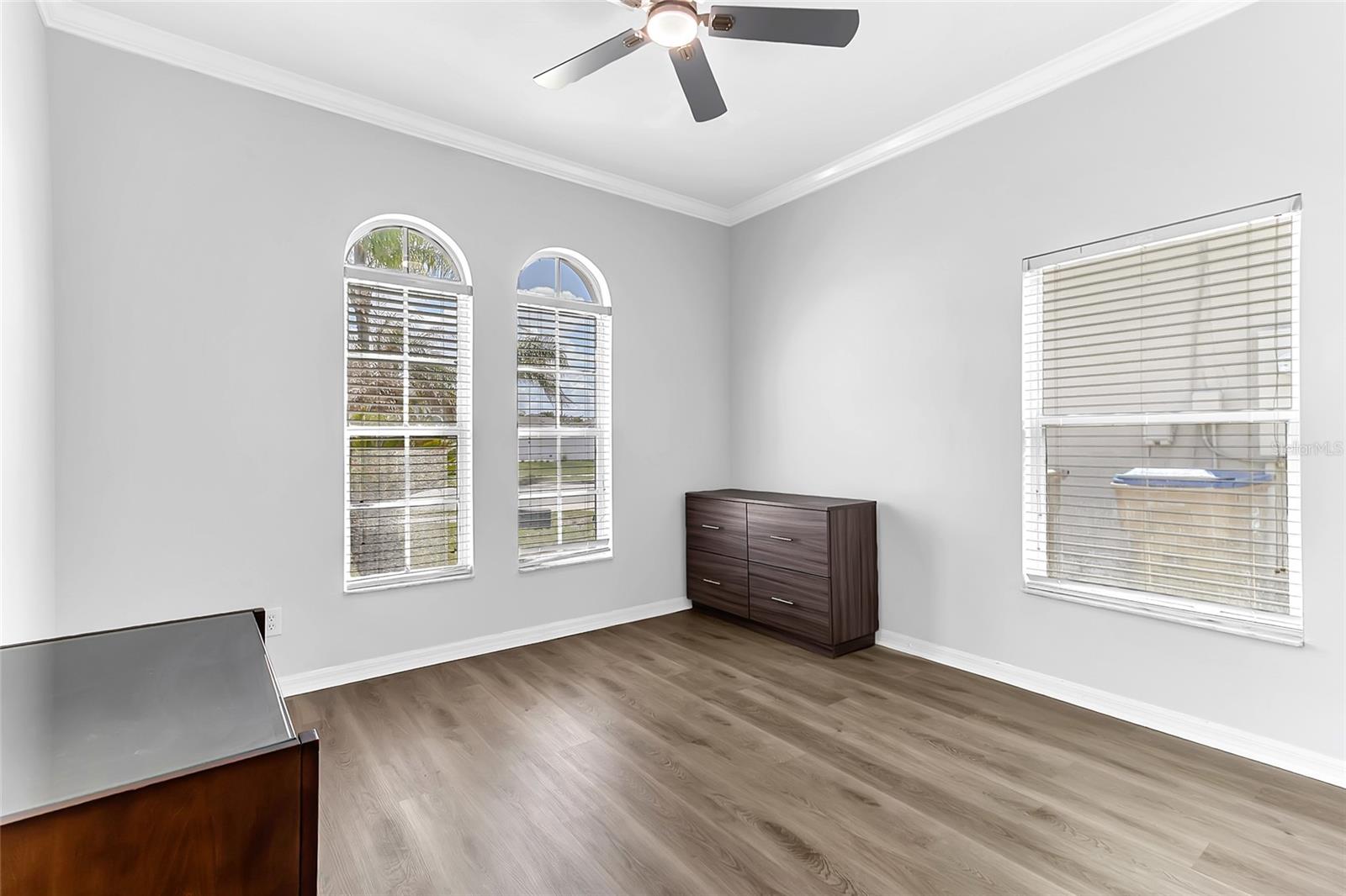 MAGIC LANDINGS PH 2 - Residential
