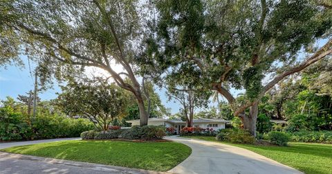 1672 SHORELAND DRIVE SARASOTA FL 34239