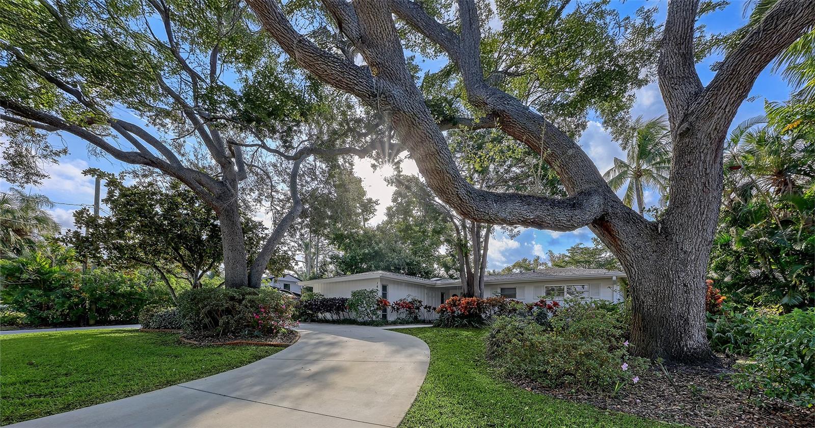 SHORELAND WOODS SUB - Residential