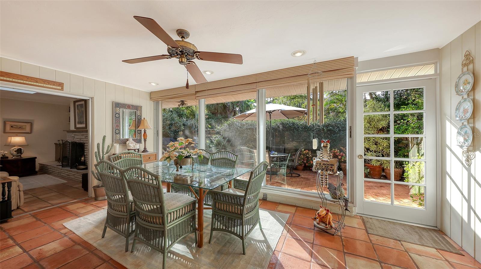 SHORELAND WOODS SUB - Residential