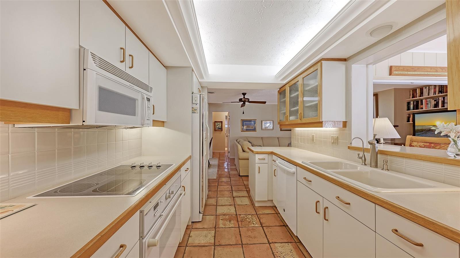 SHORELAND WOODS SUB - Residential