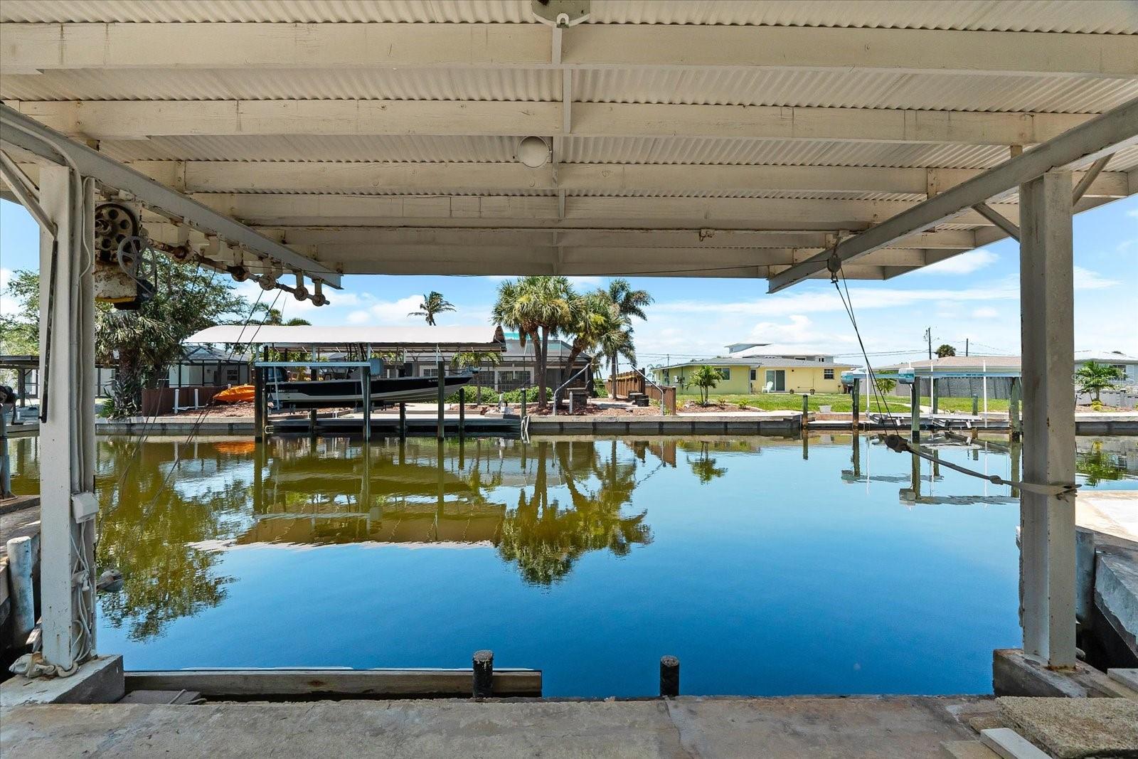 POINT OF PINES - Residential