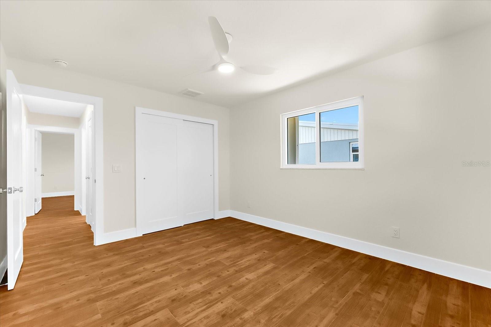 POINT OF PINES - Residential