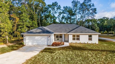 A home in DUNNELLON