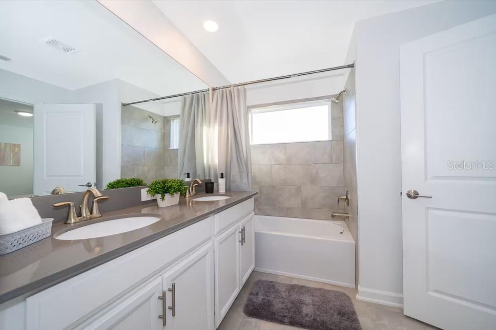 STONEYBROOK SOUTH NORTH PRCL PH 7 - Residential Lease