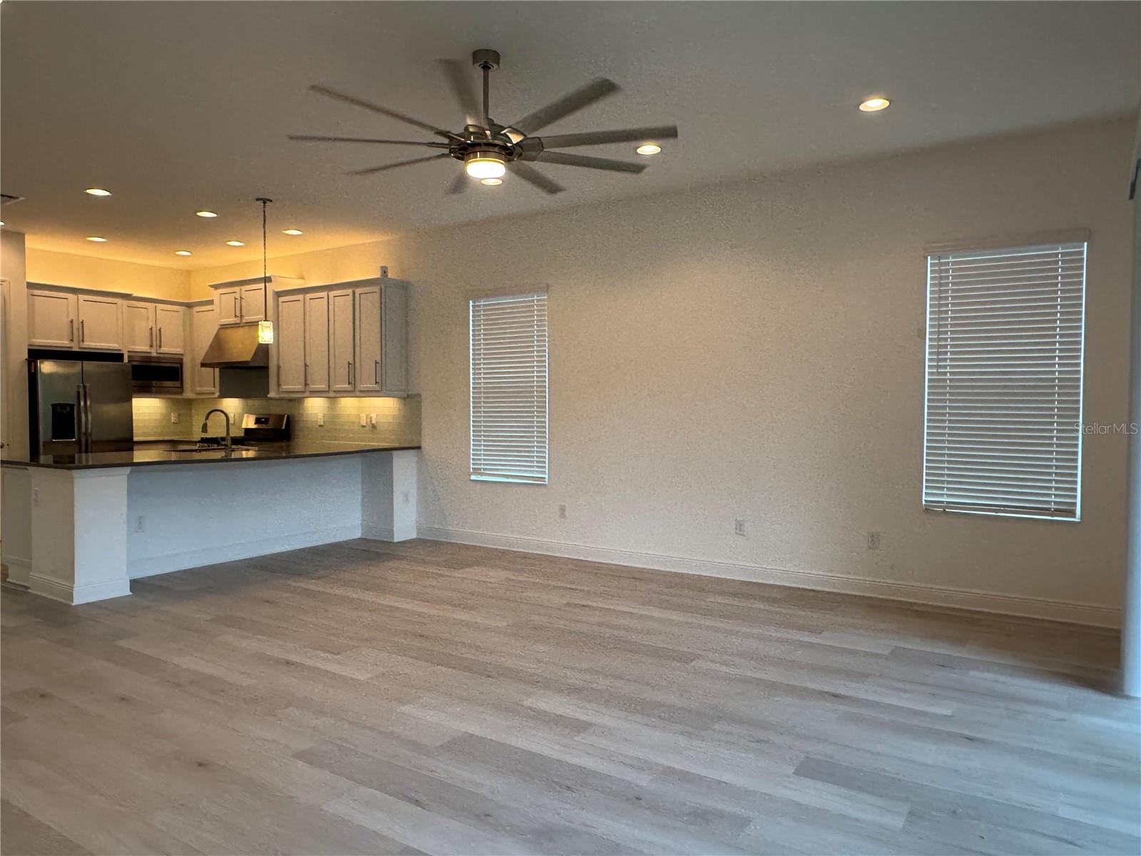 WIREGRASS M23 PH 3 - Residential Lease