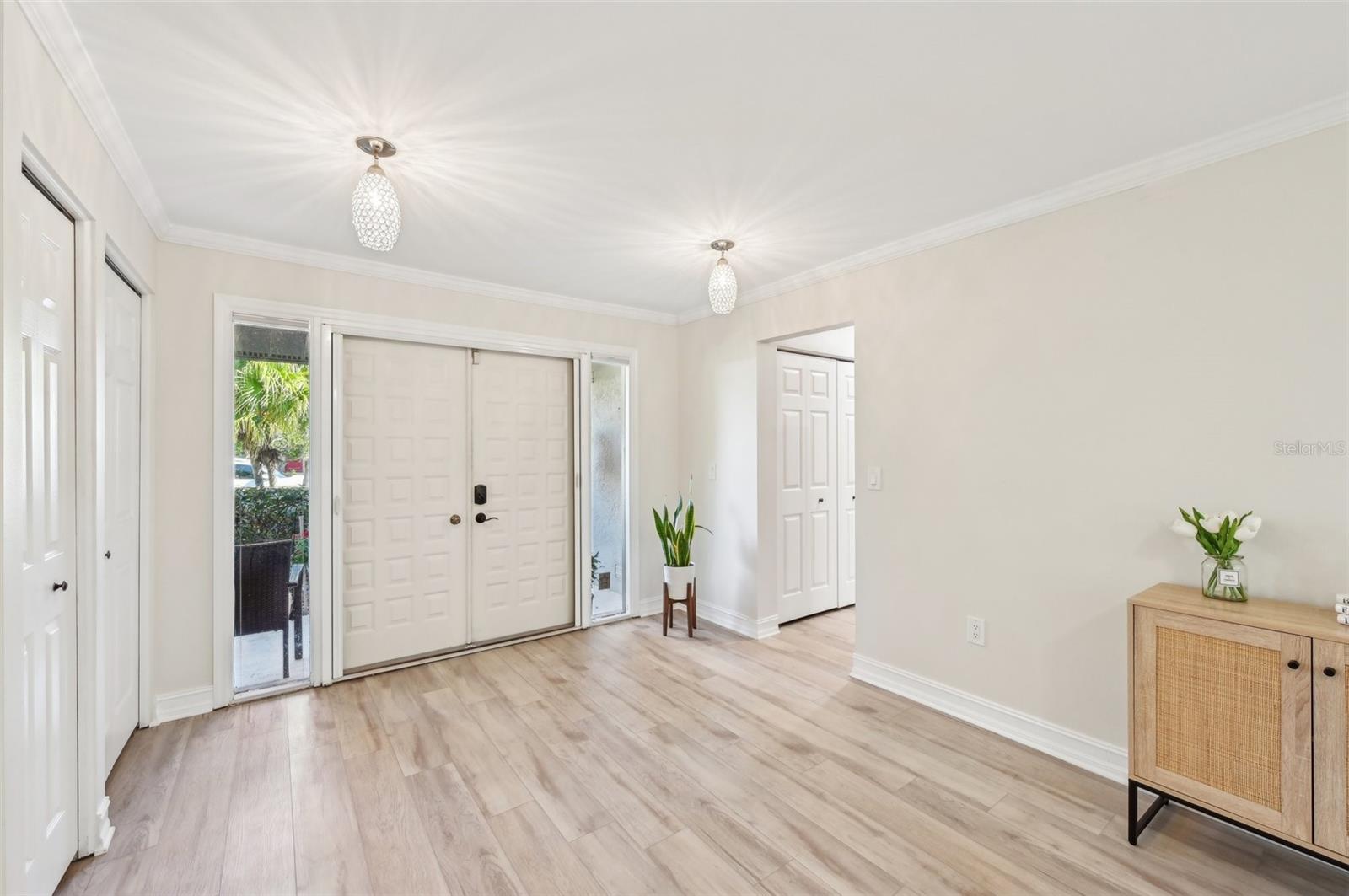 3880 WILSHIRE CIRCLE 28