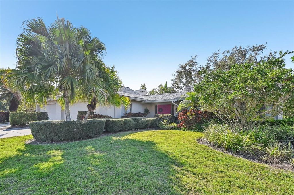 Photo of 3880 Wilshire Circle #28, Sarasota, FL 34238 (MLS # A4670169)