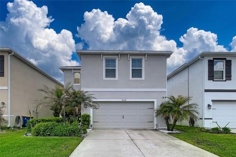 Photo of 32628 Abby Lax Lane, Wesley Chapel, FL 33543 (MLS # TB8500930)