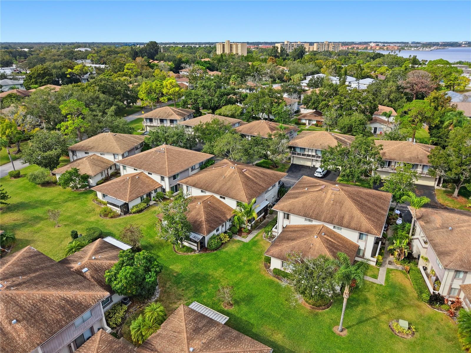 EASTWOOD SHORES 4 PH 1 - Residential