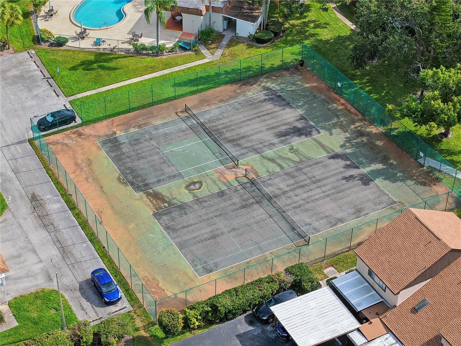 EASTWOOD SHORES 4 PH 1 - Residential