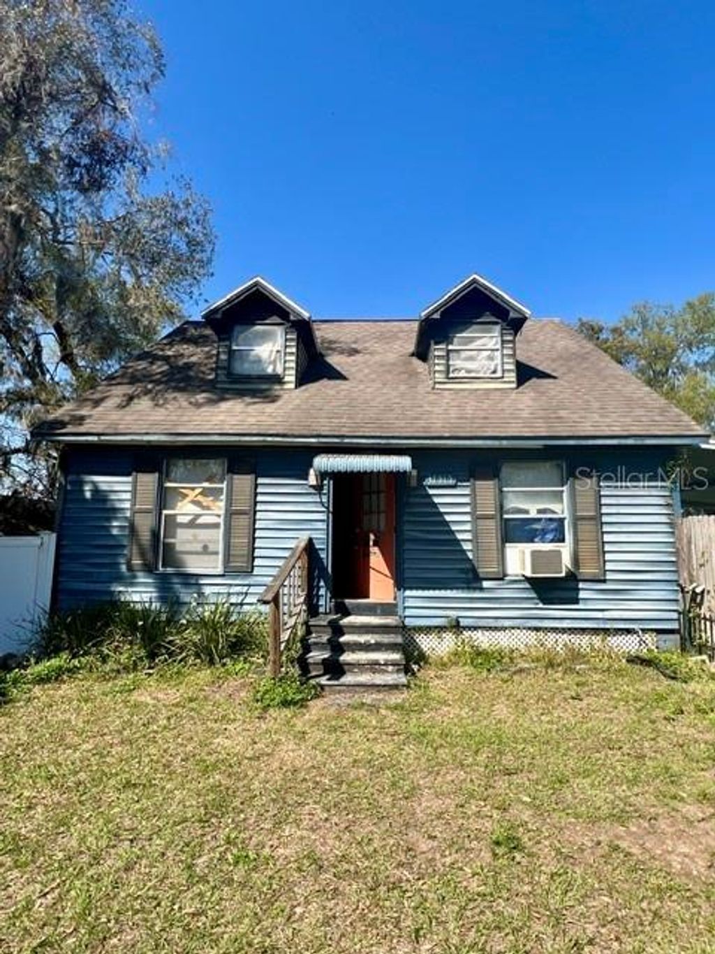 Photo of 37515 Beauchamp Avenue, Dade City, FL 33523 (MLS # TB8356615)