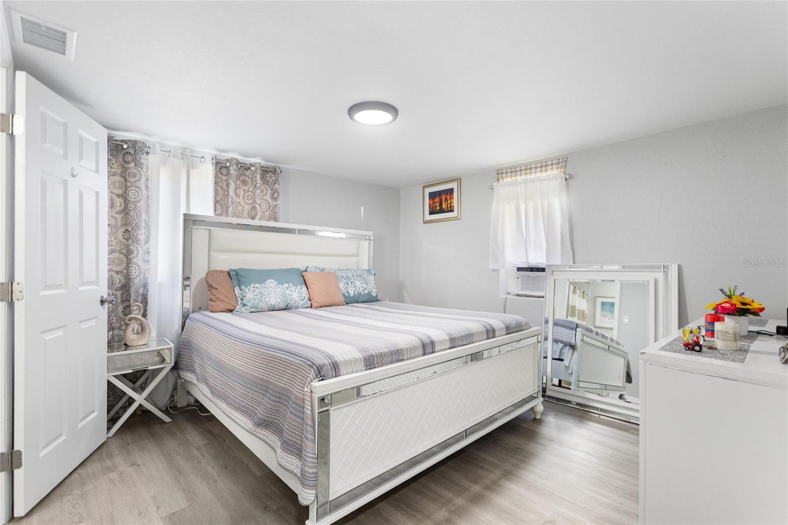 INTEROCEAN CITY SEC A - Residential