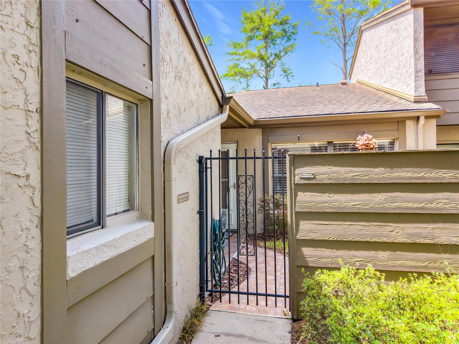 1016 SHERRYWOOD STREET
