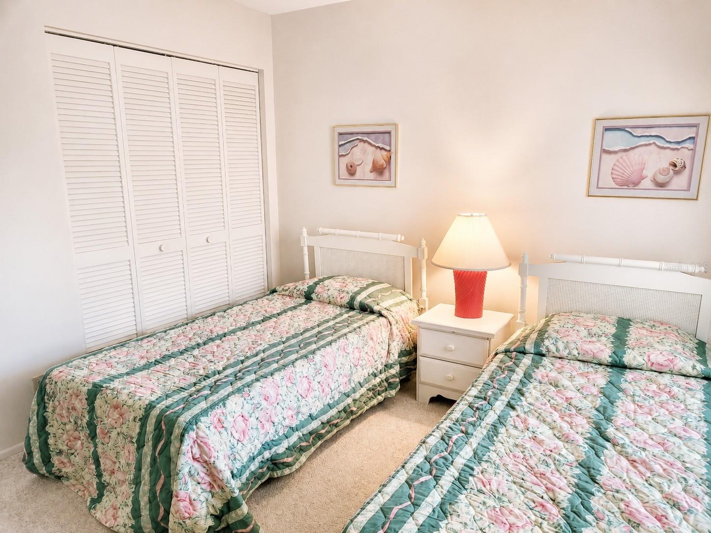 VENETIAN ISLES CONDO - Residential
