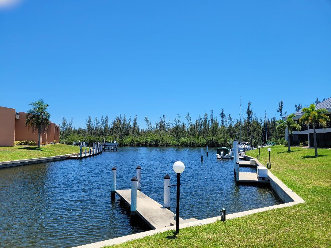 VENETIAN ISLES CONDO - Residential