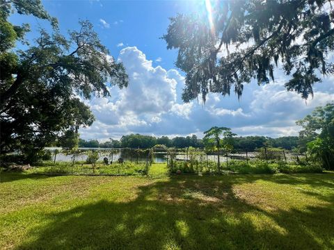 A home in APOPKA