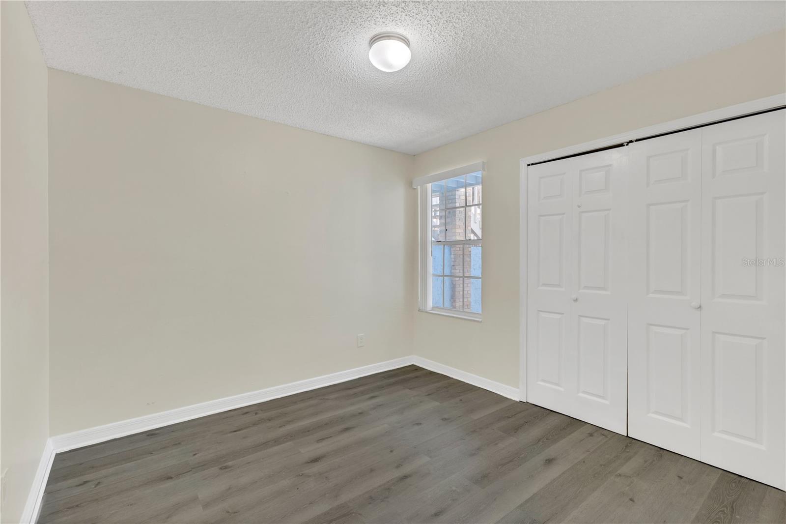 VILLAS AT SOMERSET THE - Residential