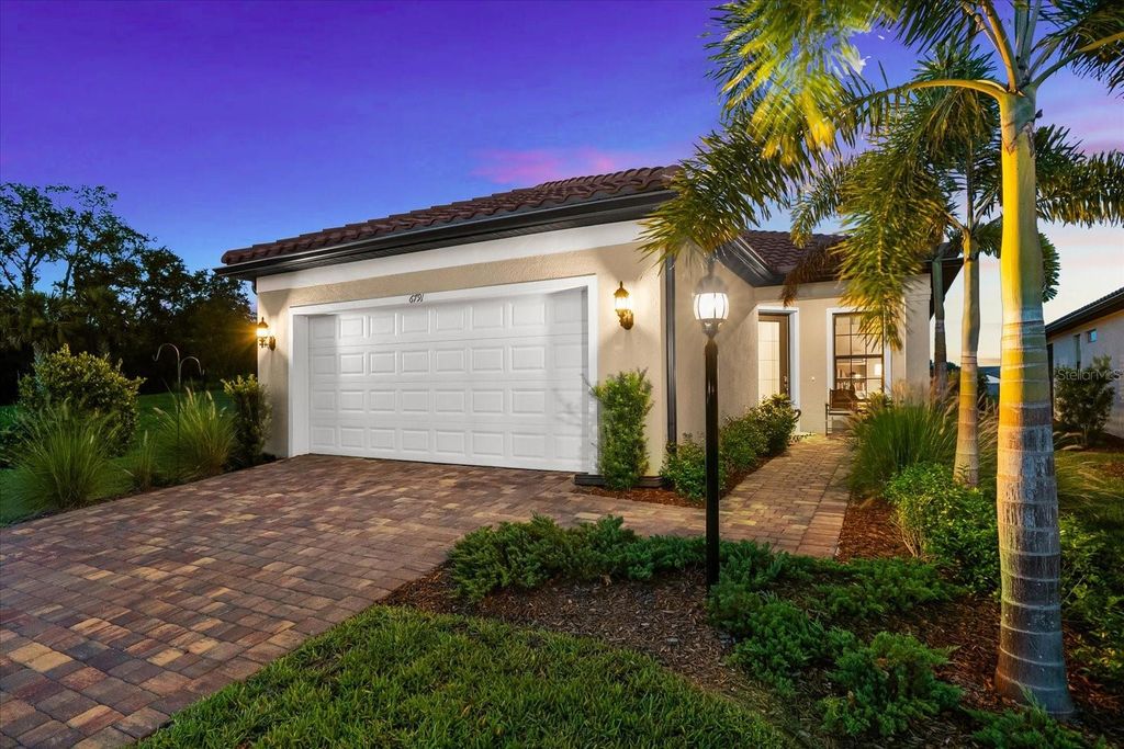 Photo of 6791 Alstead Circle, Bradenton, FL 34202 (MLS # A4655048)