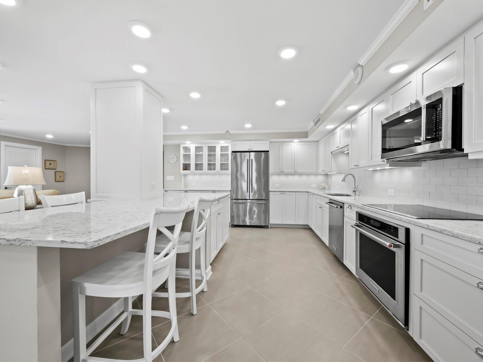 ISLANDER CLUB OF LONGBOAT - Residential