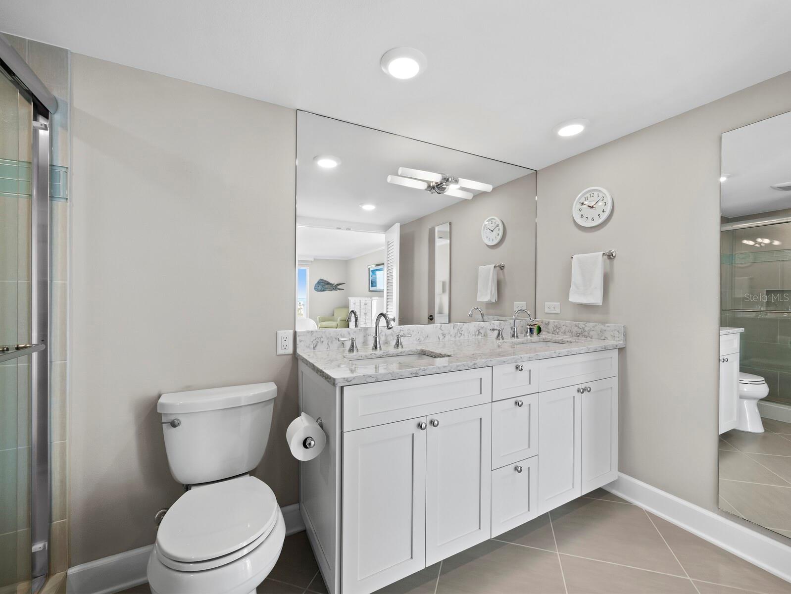 ISLANDER CLUB OF LONGBOAT - Residential