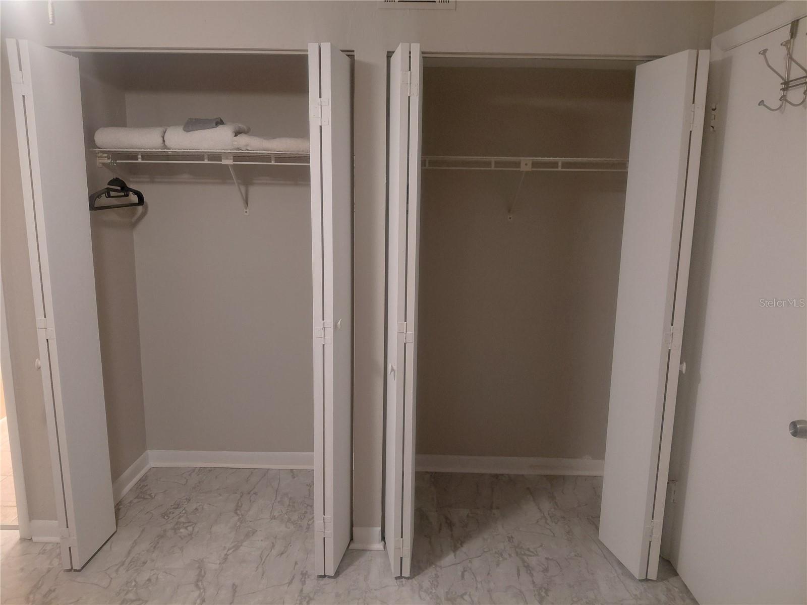 TREEHOUSE VILLAGE - Residential