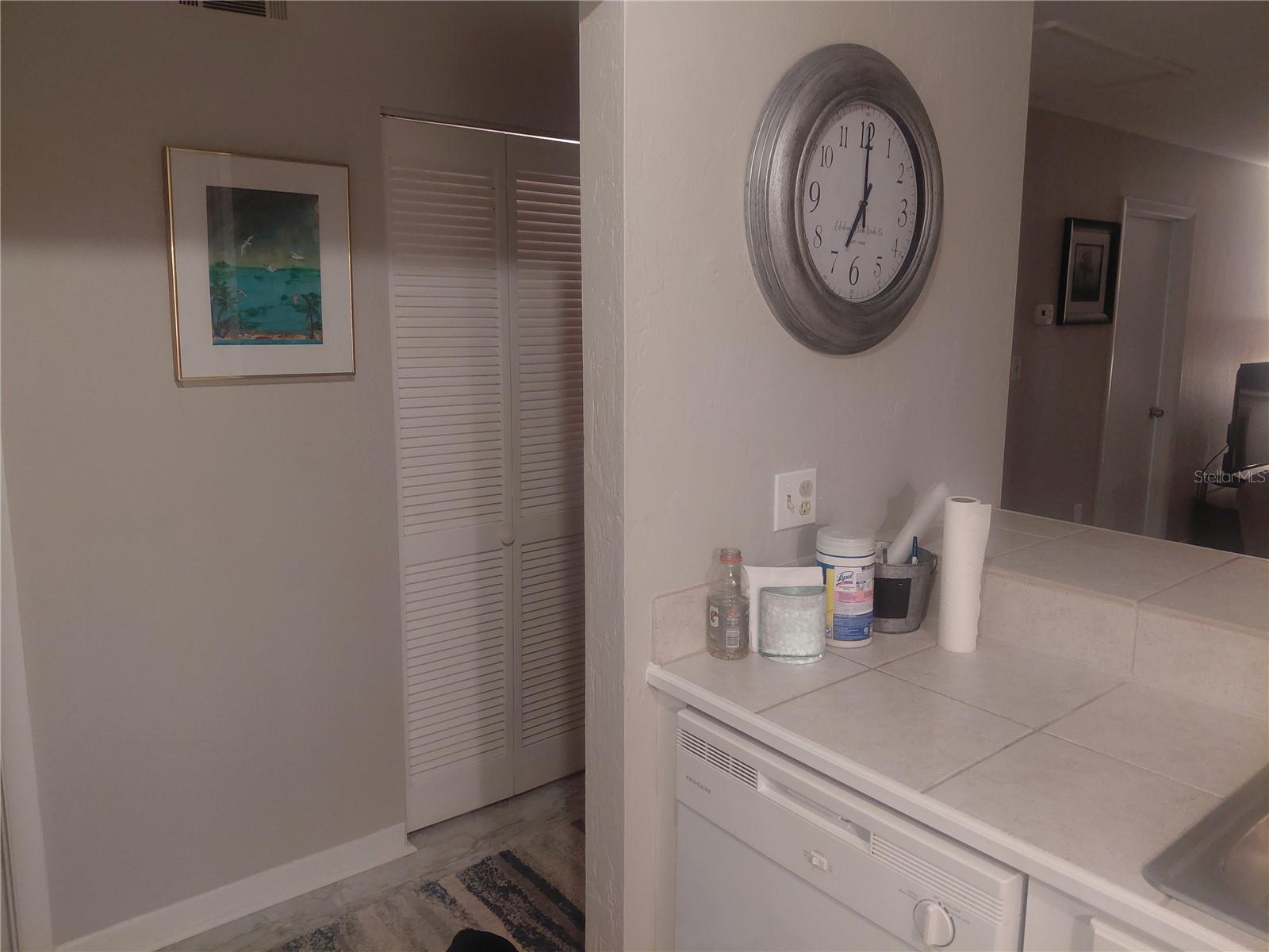 TREEHOUSE VILLAGE - Residential