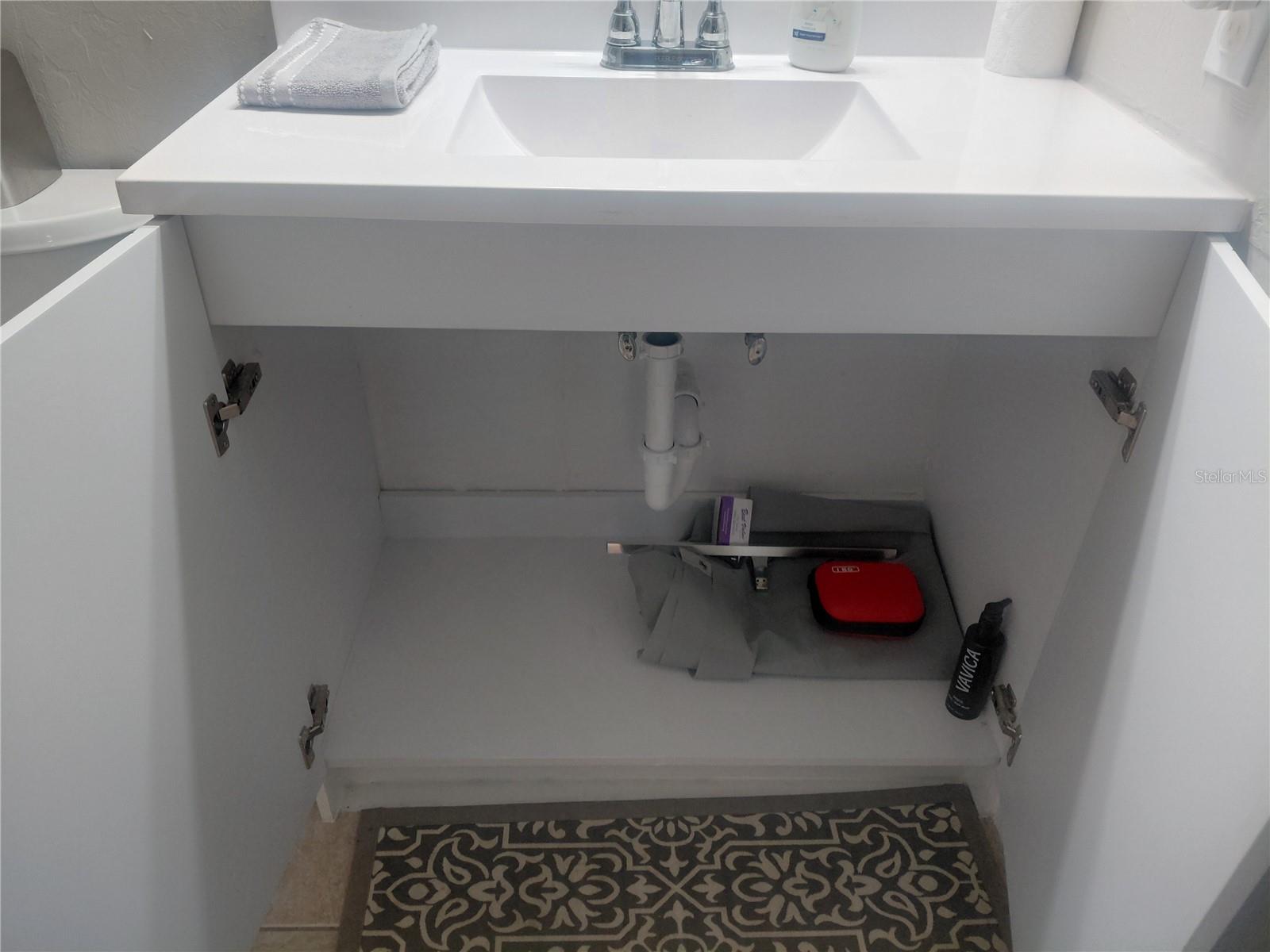 TREEHOUSE VILLAGE - Residential