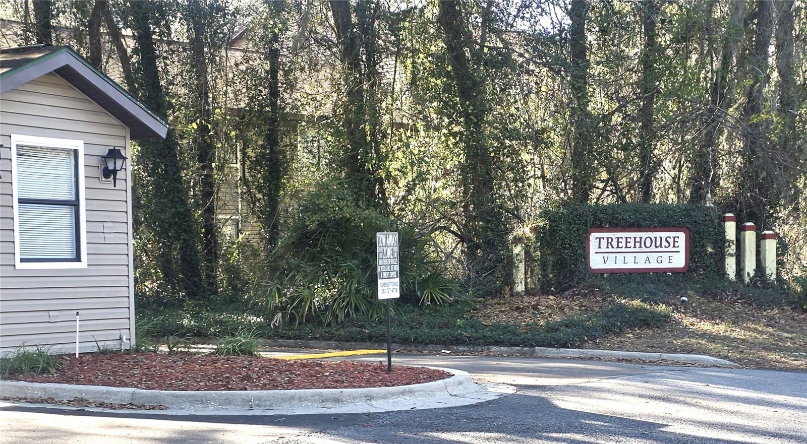 TREEHOUSE VILLAGE - Residential