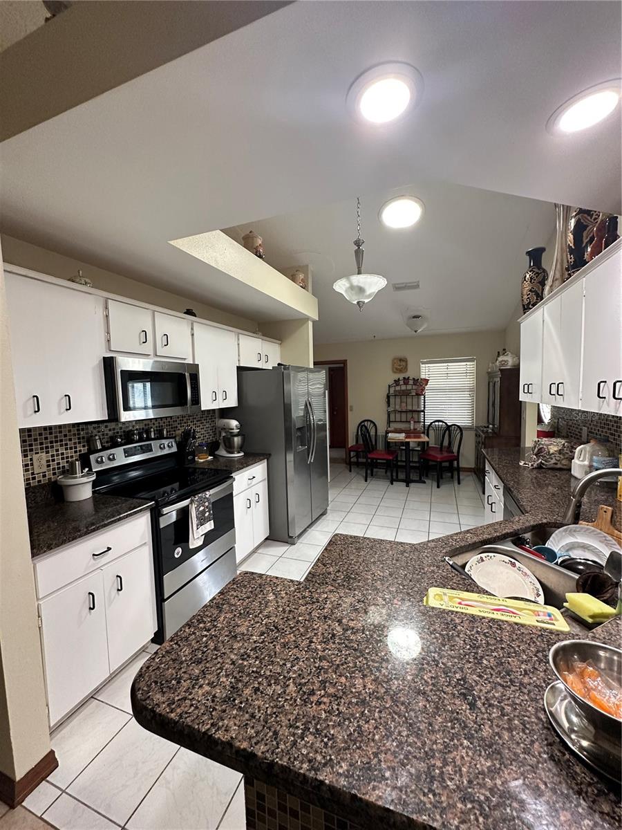 13506 SW 43RD CIRCLE