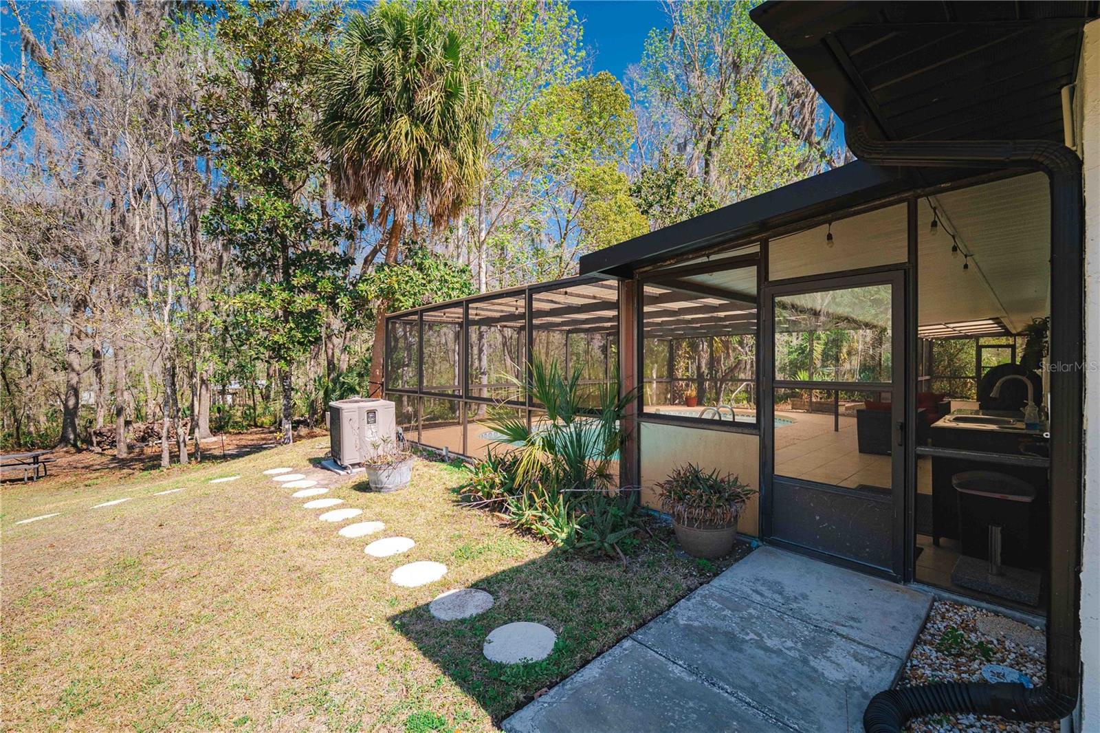 TUCKER HILLS - Residential