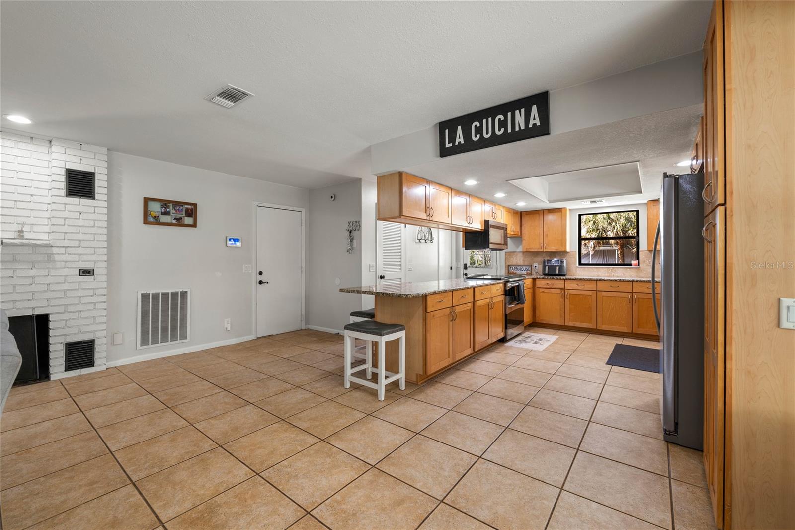 TUCKER HILLS - Residential