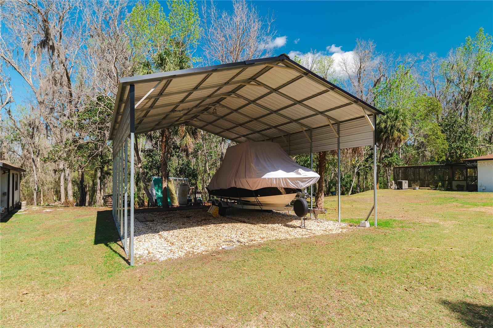 TUCKER HILLS - Residential